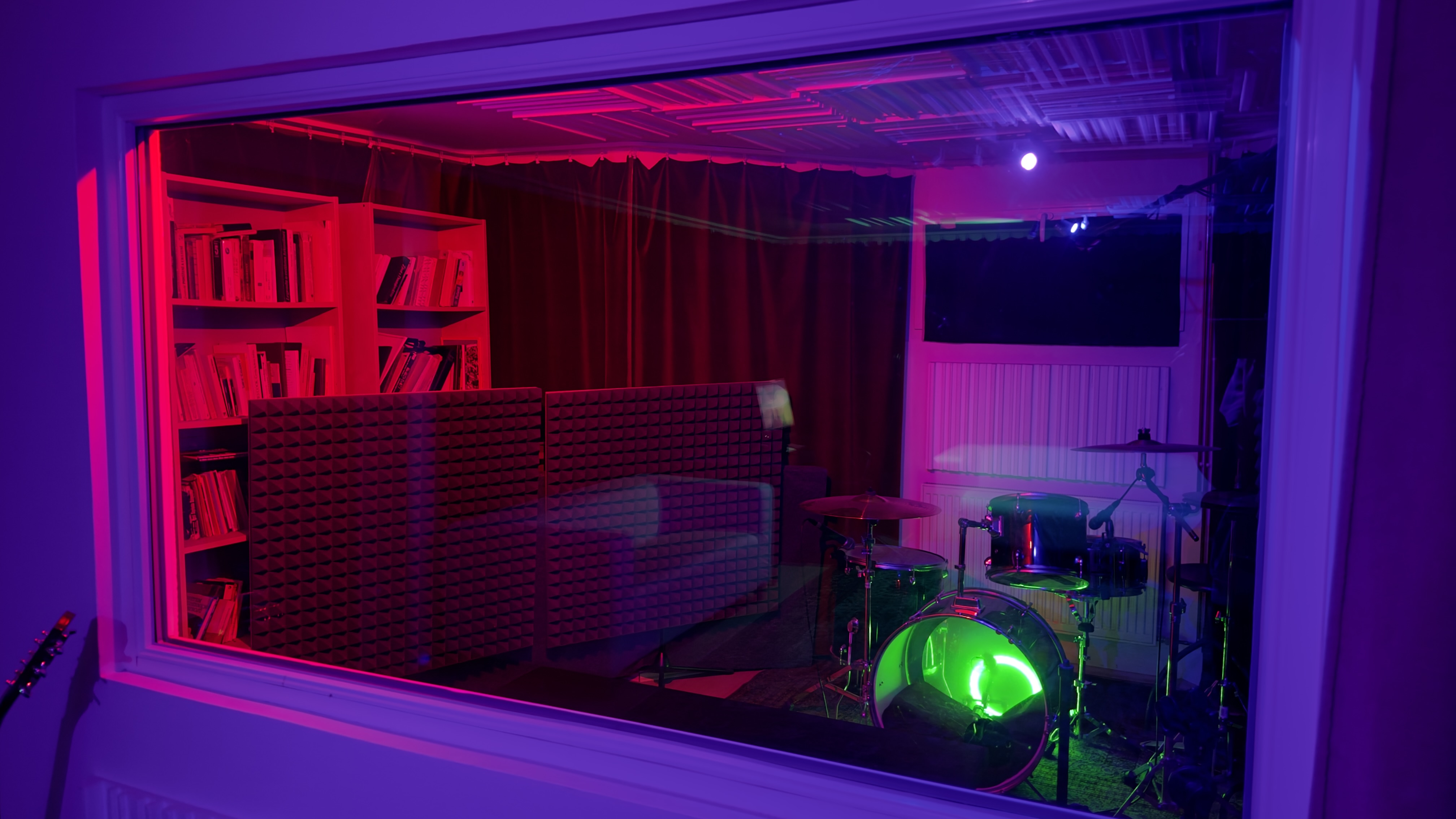 Profesionální audio vybavení ve studiu STILLROOM